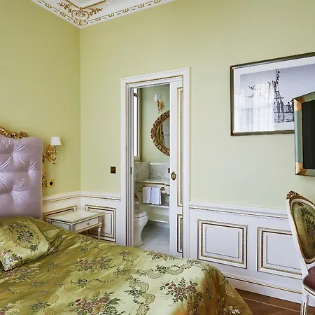 Maison Des Barons 4*