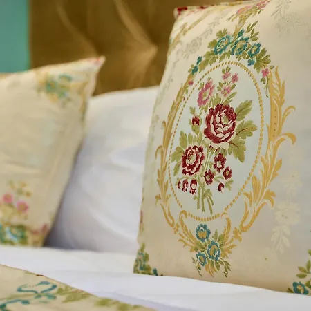 Maison Des Barons 4* Nice