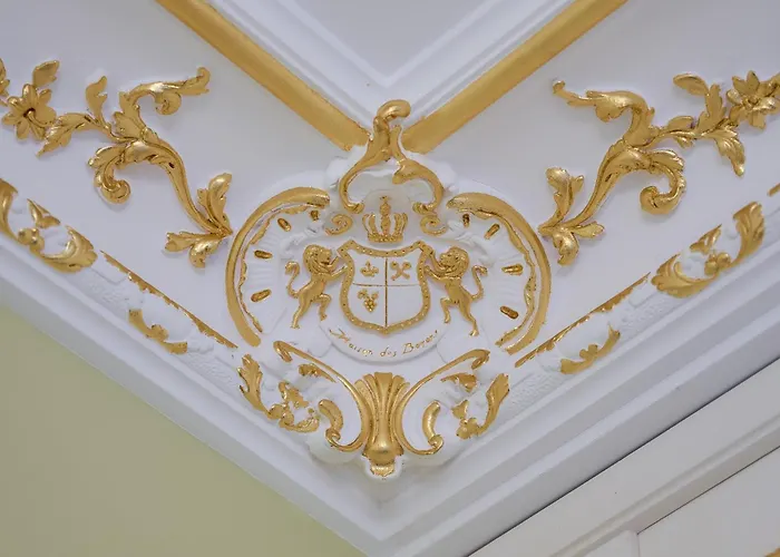 Maison Des Barons 4*