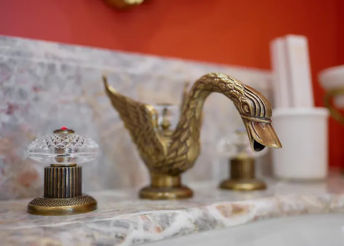 Maison Des Barons 4*