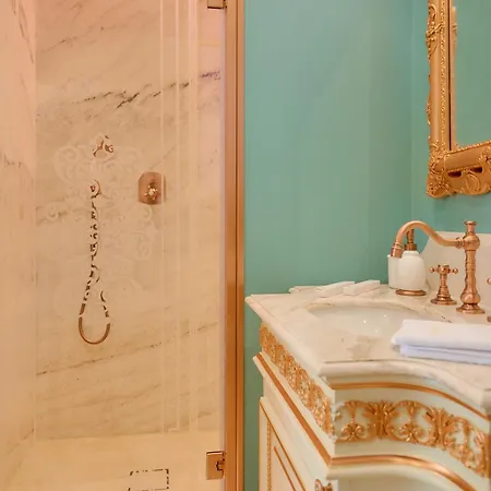Maison Des Barons Aparthotel